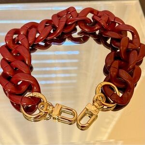 Little Gift Shop Link Bracelet with Gold Accent Hardware in shade Vino
